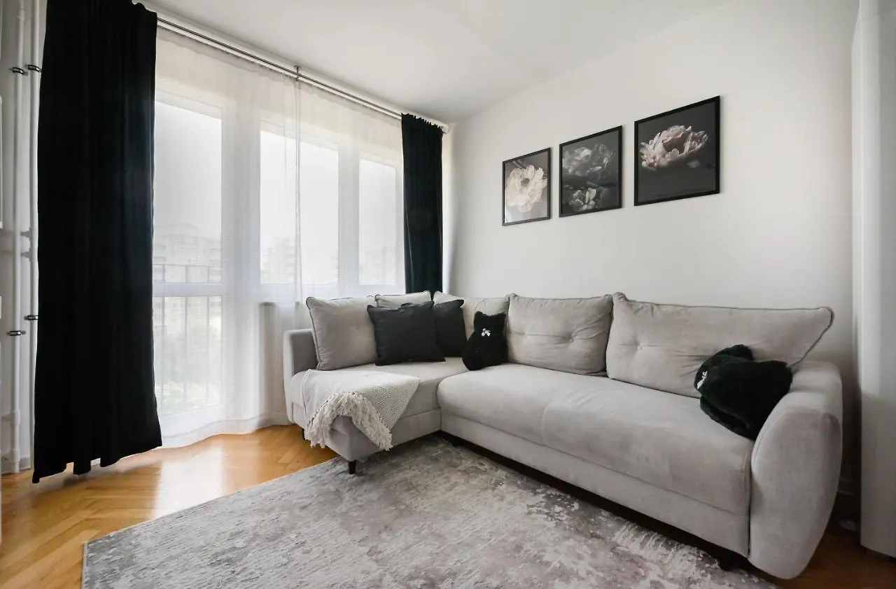 Wola Okopowa Luxury Apartment Warsaw