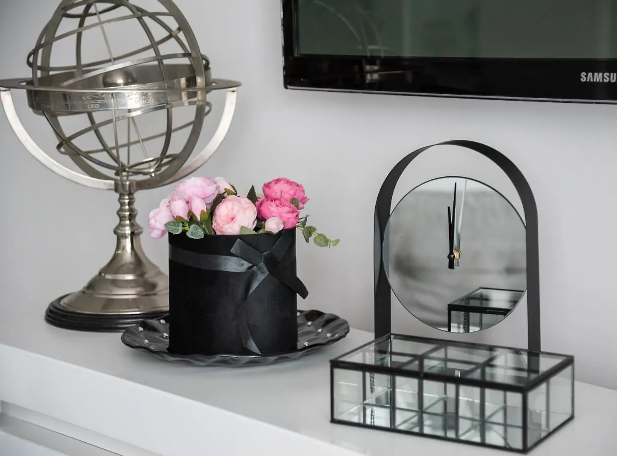 Wola Okopowa Luxury Apartment Warsaw